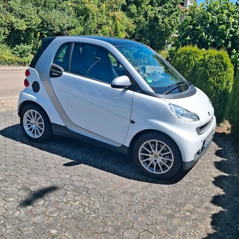 Weiß Gebraucht 2008 Smart ForTwo Coupé Kleinwagen | 3.000 € (Superpreis) - Bild 1/4