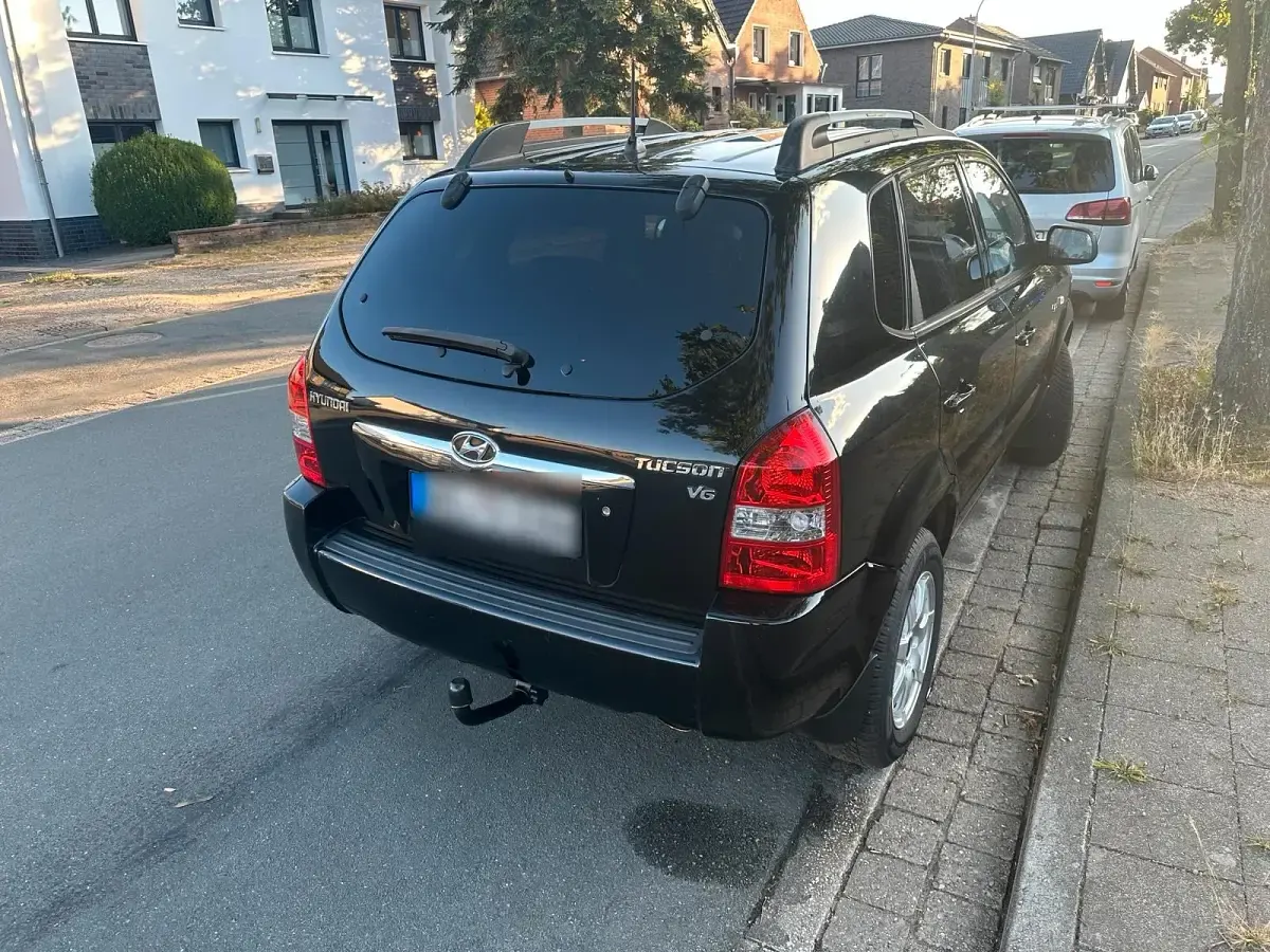 Gebraucht Hyundai Tucson 175 PS (128 kW) 2005 Schwarz SUV