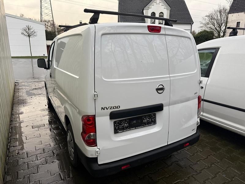 Gebraucht Nissan NV200 90 PS (66 kW) 2016 Weiß Van / Kleinbus
