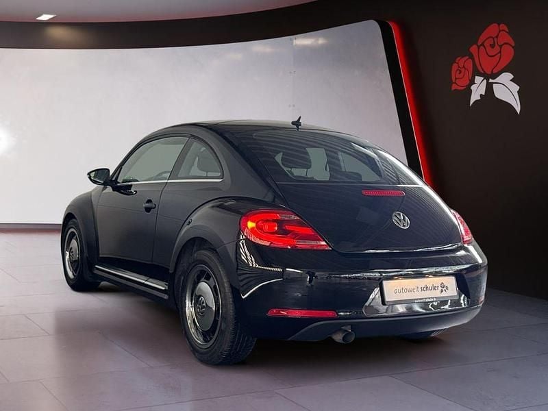 Gebraucht VW Beetle Design 105 PS (77 kW) 2013 Ebenholzschwarz Kleinwagen