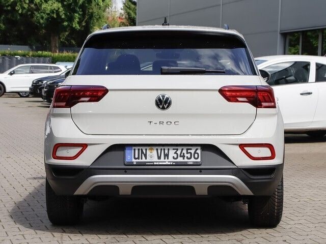 Gebraucht VW T-Roc IQ Drive 110 PS (80 kW) 2024 Ascotgrau SUV