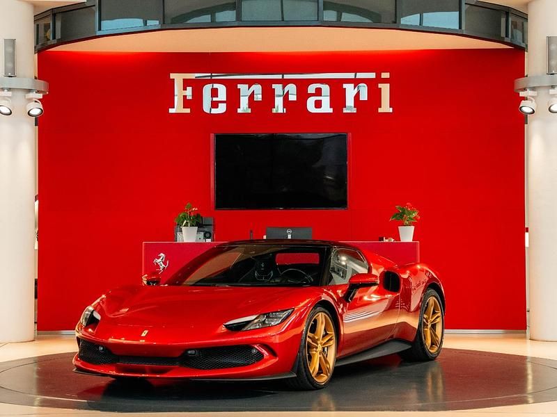 Gebraucht Ferrari 296 829 PS (609 kW) 2023 Rosso imola Coupé