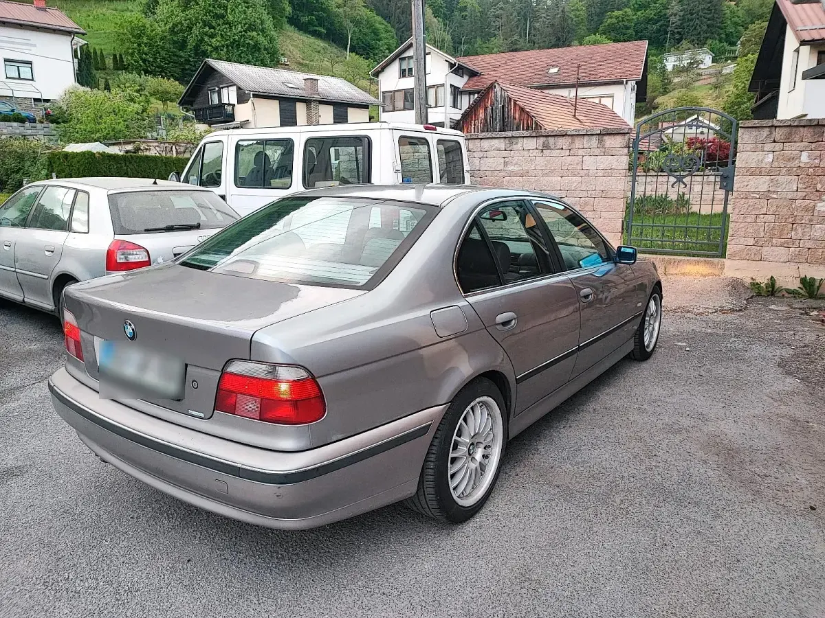 Gebraucht BMW 540 286 PS (210 kW) 1996 Limousine