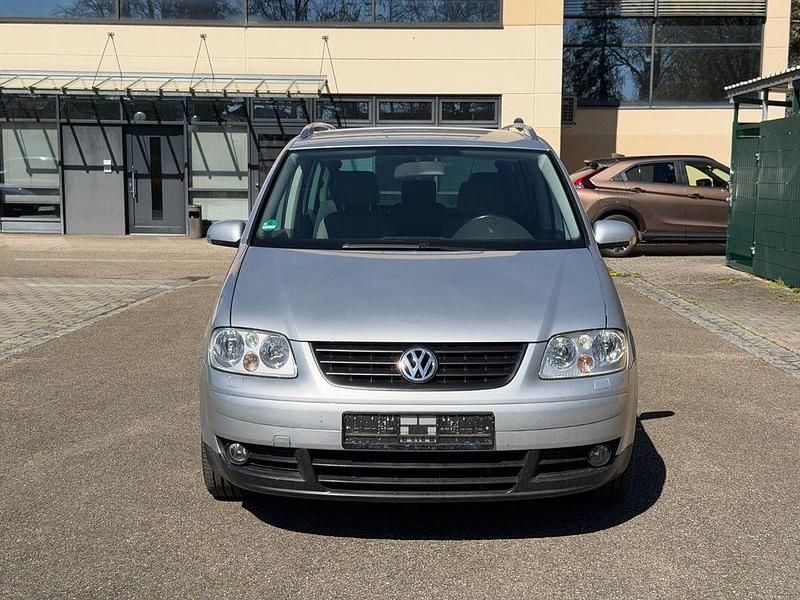 Gebraucht VW Touran Highline 105 PS (77 kW) 2004 Silber Van / Kleinbus