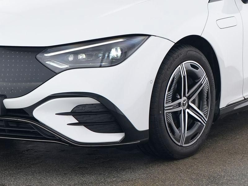 Gebraucht Mercedes EQE500 AMG 300 kW (408 PS) 2025 Weiß Limousine