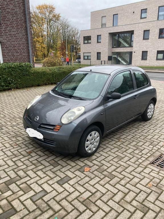 Usado Nissan Micra Acenta 65 HP (47 kW) 2004 Cinzento Citadino