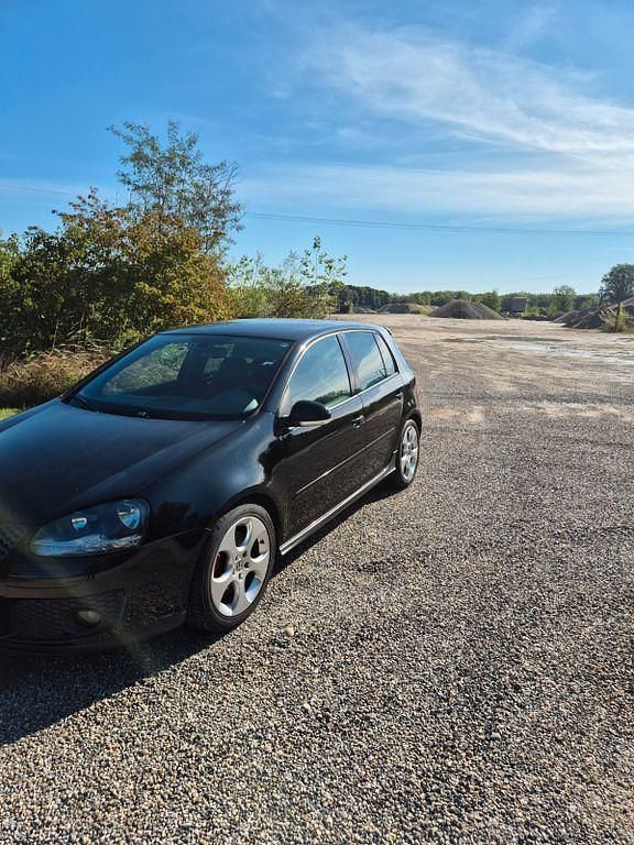 Schwarz Gebraucht 2005 VW Golf IV GTI Limousine | 5.500 € (Etwas zu teuer) - Bild 1/4