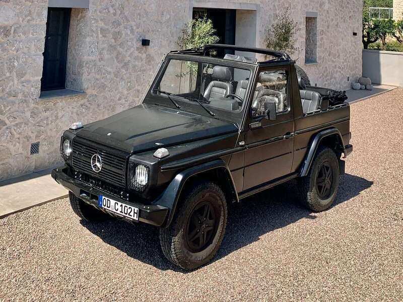 Grau Gebraucht 1982 Mercedes G300 SUV | 120.000 € - Bild 1/4