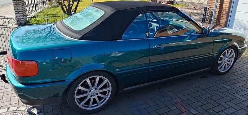 Gebraucht Audi Cabriolet Basis 135 PS (99 kW) 1992 Grün Cabrio