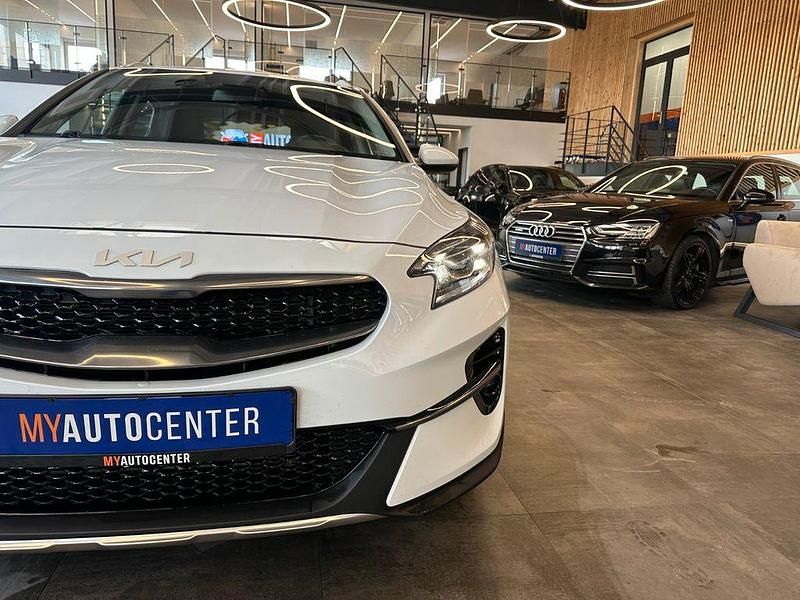 Gebraucht Kia XCeed Edition 7 160 PS (117 kW) 2022 Weiß SUV