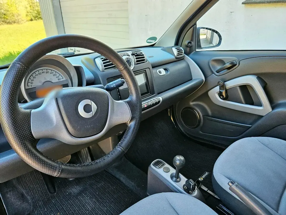 Gebraucht Smart ForTwo Coupé 61 PS (44 kW) 2008 Weiß Coupé