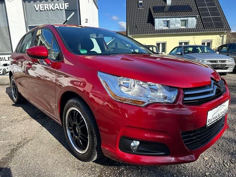 Gebraucht Citroën C4 SELECTION 99 PS (72 kW) 2016 Rot Limousine