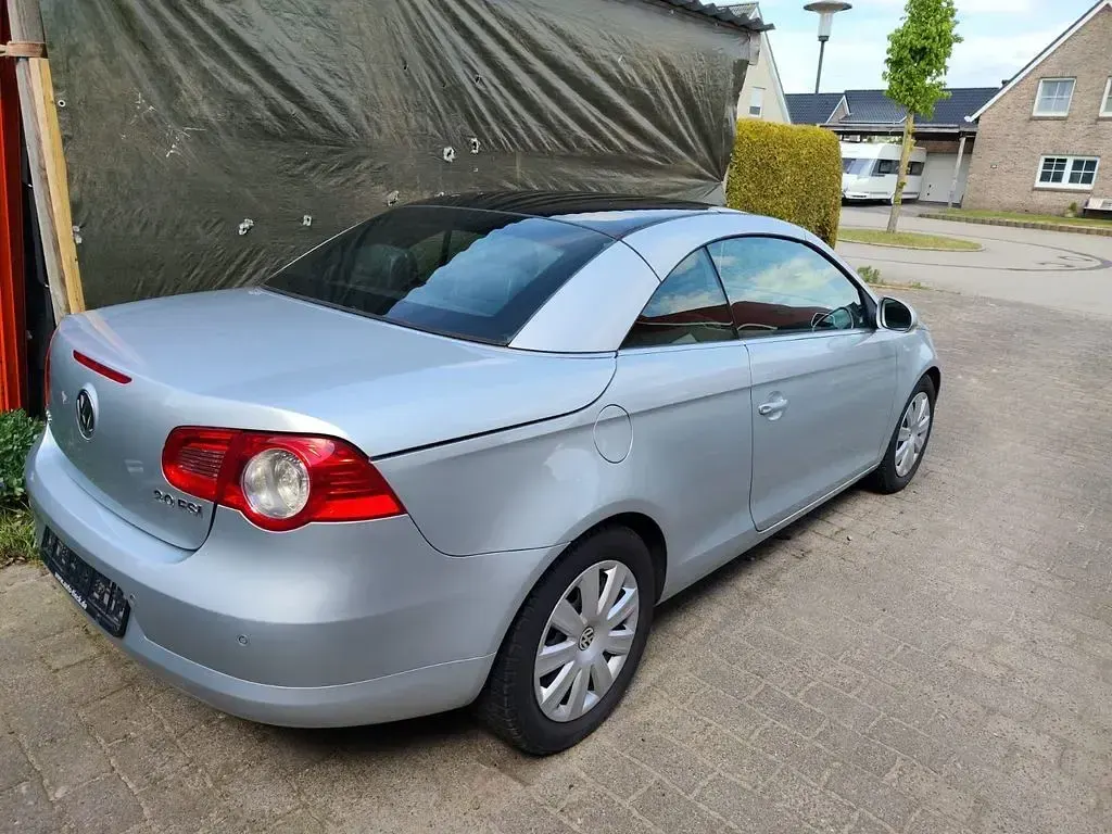 Gebraucht VW Eos 150 PS (110 kW) 2006 Grau Cabrio