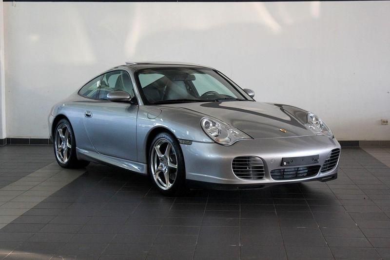 Używany Porsche 996 345 KM (253 kW) 2004 Srebrny Coupe