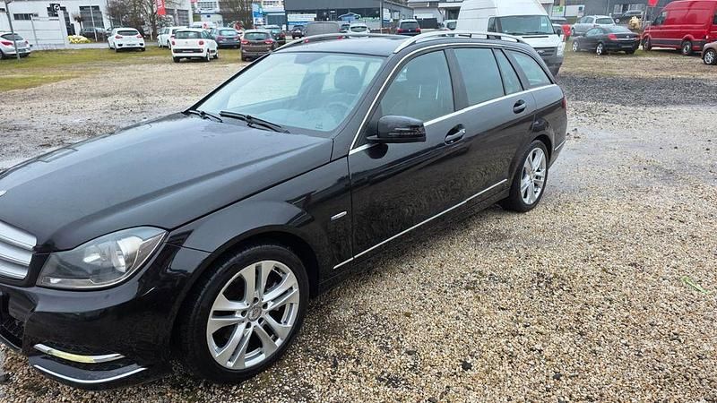 Schwarz Gebraucht 2012 Mercedes C220 Kombi | 11.499 € (Etwas zu teuer) - Bild 1/4