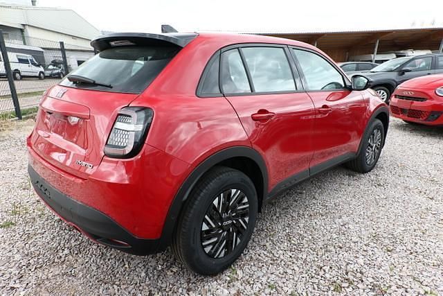 Solid red solid red Neu 2024 Fiat 600 SUV | 20.452 € (Superpreis) - Bild 1/4