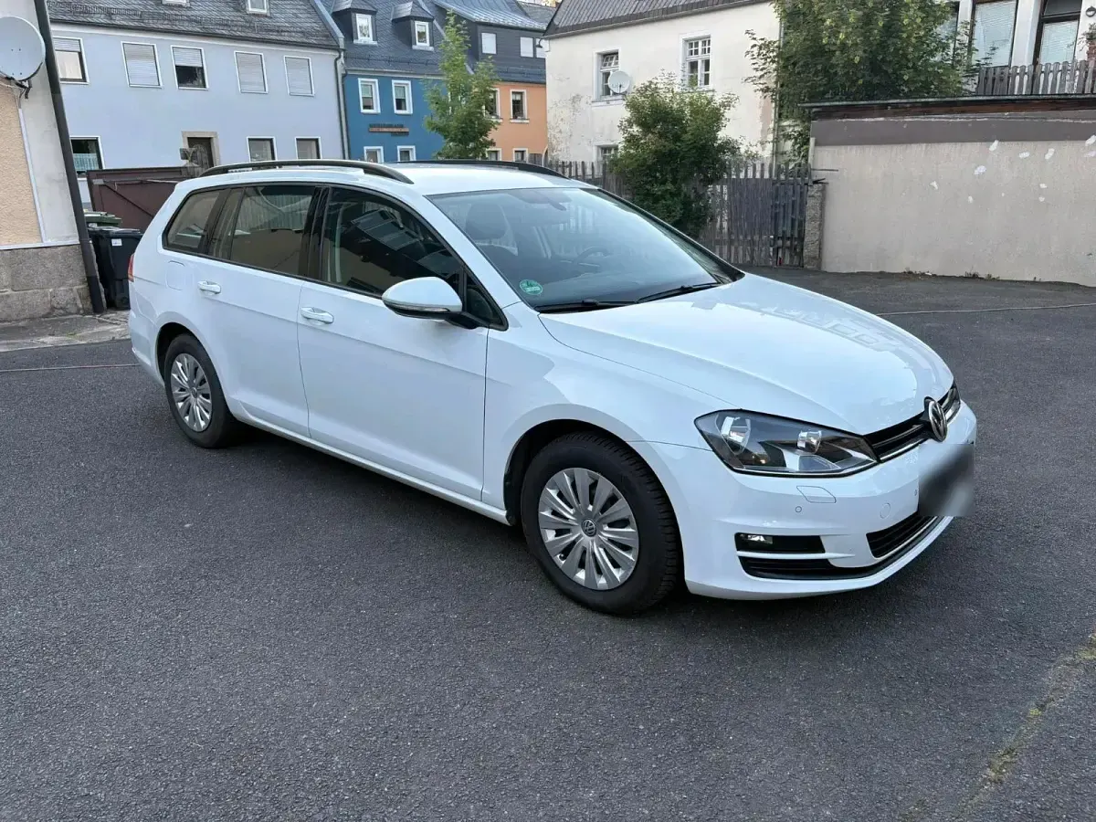 Gebraucht VW Golf VII 110 PS (80 kW) 2016 Weiß Kombi