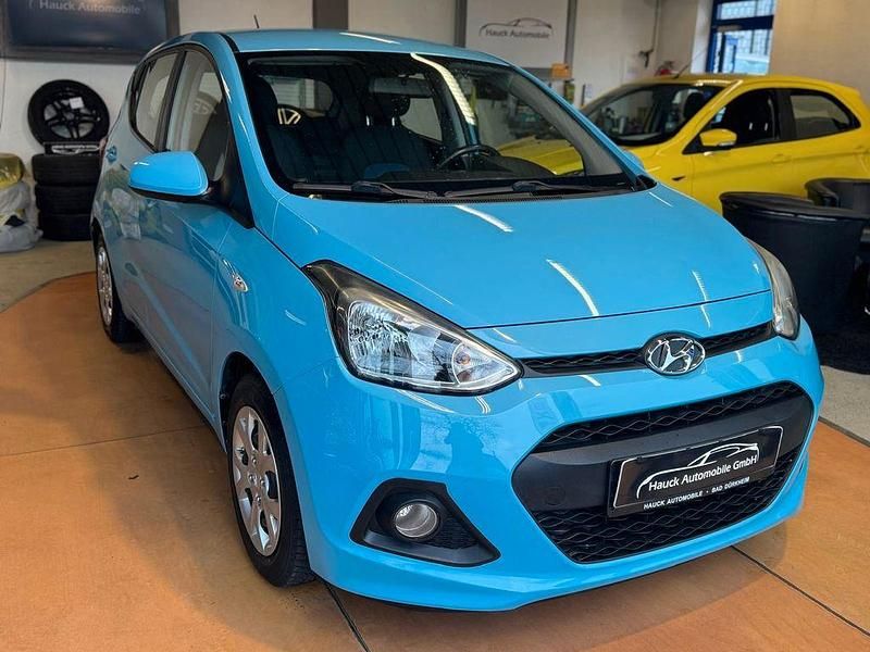 Gebraucht Hyundai i10 Trend 67 PS (49 kW) 2014 Blau Kleinwagen