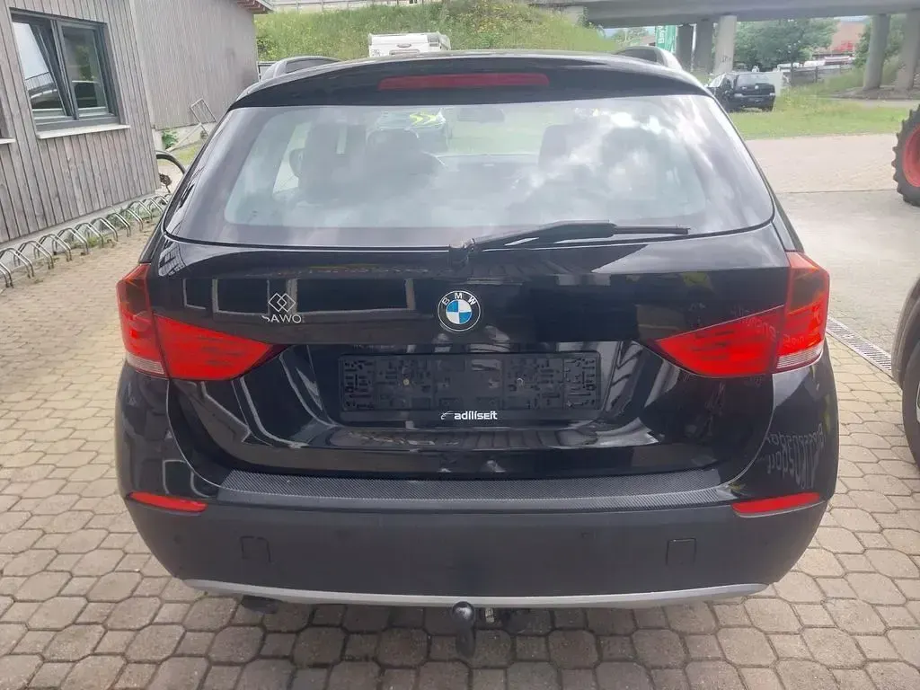 Gebraucht BMW X1 143 PS (105 kW) 2012 Schwarz SUV