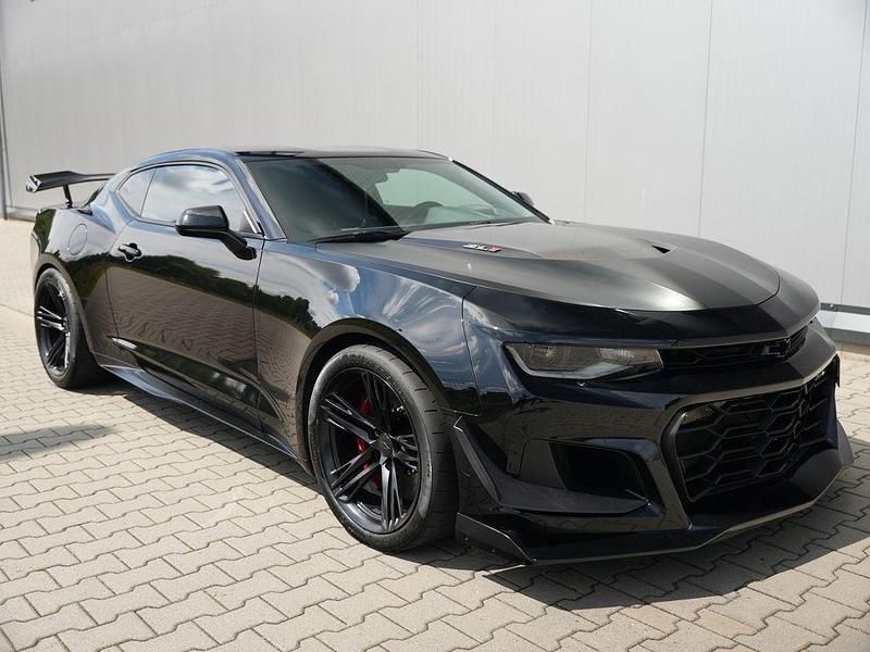 Schwarz Gebraucht 2018 Chevrolet Camaro Coupé | 105.900 € - Bild 1/3