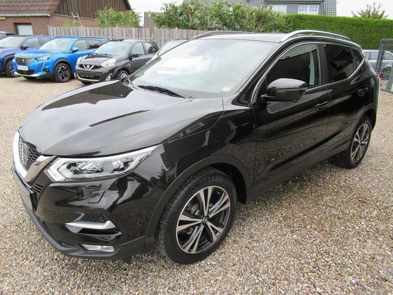 Schwarz Gebraucht 2019 Nissan Qashqai Acenta SUV | 16.950 € (Fairer Preis) - Bild 1/4