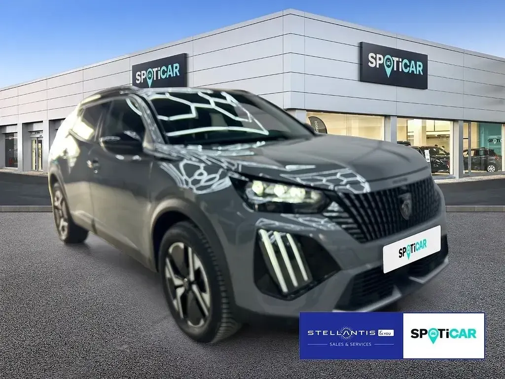 Gebraucht Peugeot 2008 GT 131 PS (96 kW) 2024 Grau SUV