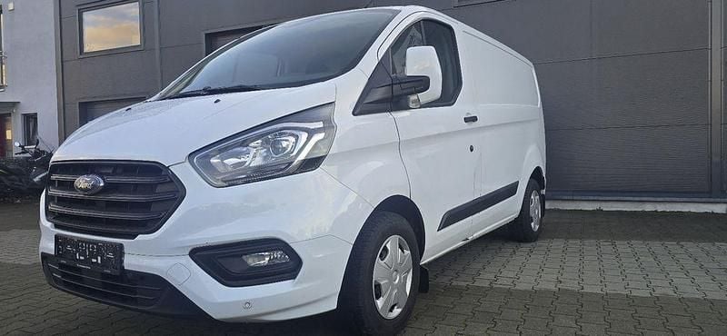 Gebraucht Ford Transit Custom 131 PS (96 kW) 2018 Weiß Van / Kleinbus