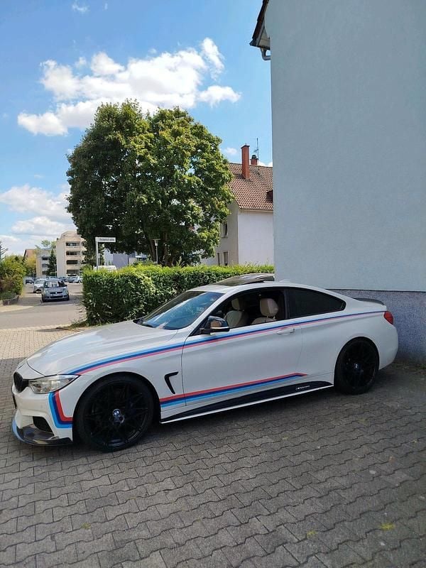 Weiß Gebraucht 2015 BMW 428 M Sport Coupé | 16.900 € (Superpreis) - Bild 1/4