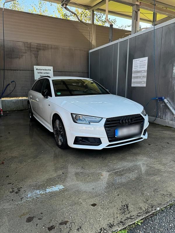 Weiß Gebraucht 2017 Audi A4 S-Line Kombi | 17.999 € (Fairer Preis) - Bild 1/4