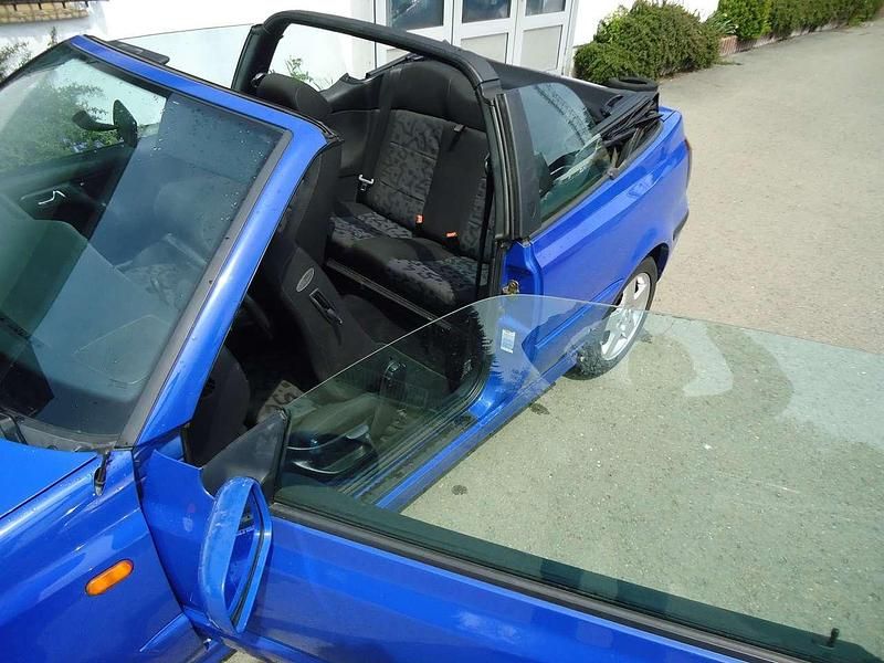 Gebraucht VW Golf Cabriolet Edition 75 PS (55 kW) 1998 Blau Cabrio