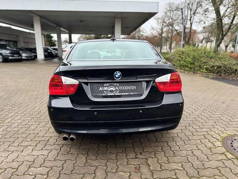 Gebraucht BMW 325 218 PS (160 kW) 2004 Schwarz Limousine
