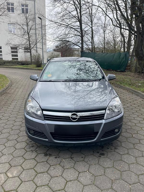 Gebraucht Opel Astra 101 PS (74 kW) 2006 Grau Limousine