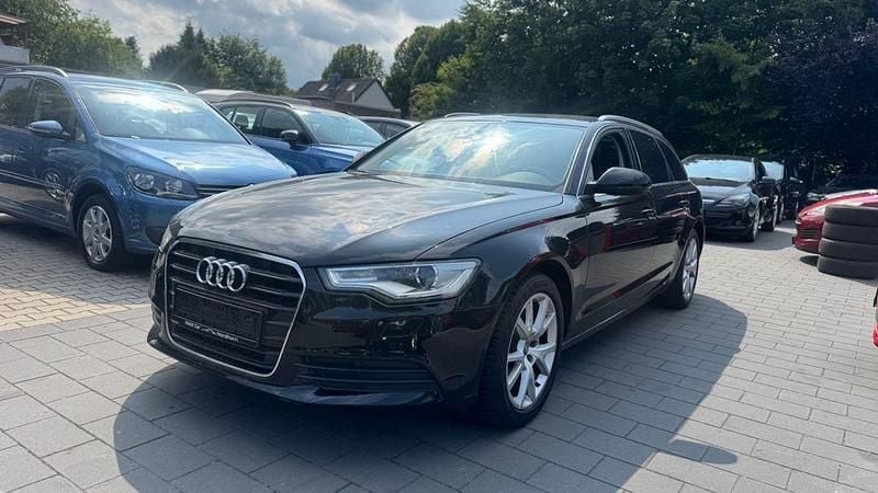 Schwarz Gebraucht 2012 Audi A6 Business Kombi | 8.950 € (Guter Preis) - Bild 1/4