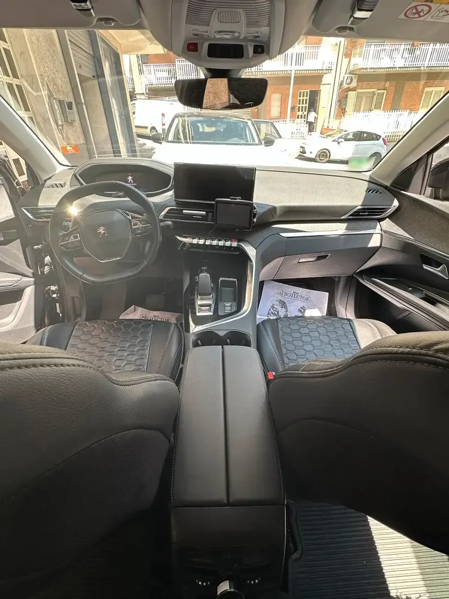 Gebraucht Peugeot 3008 225 PS (165 kW) 2022 Schwarz SUV