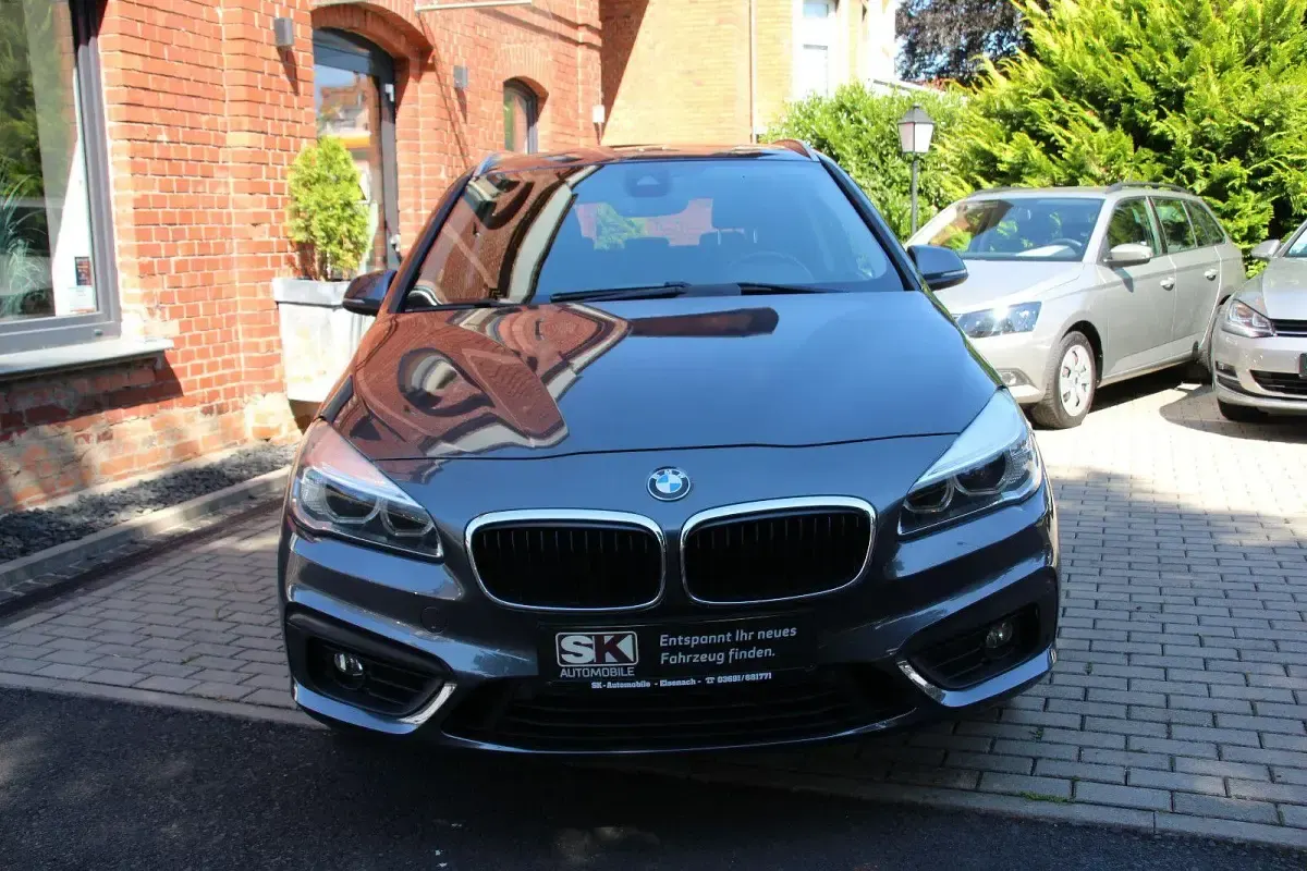 Gebraucht BMW 220 Sport Line 190 PS (139 kW) 2015 Grau Kombi