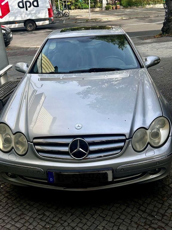 Silber Gebraucht 2002 Mercedes CLK320 Elegance Coupé | 3.500 € (Fairer Preis) - Bild 1/4