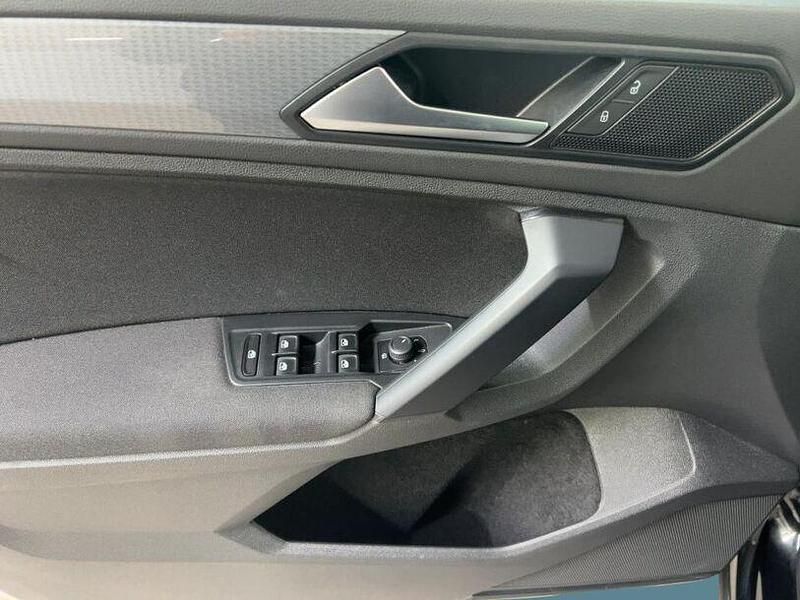 Gebraucht VW Tiguan 150 PS (110 kW) 2022 Schwarz SUV