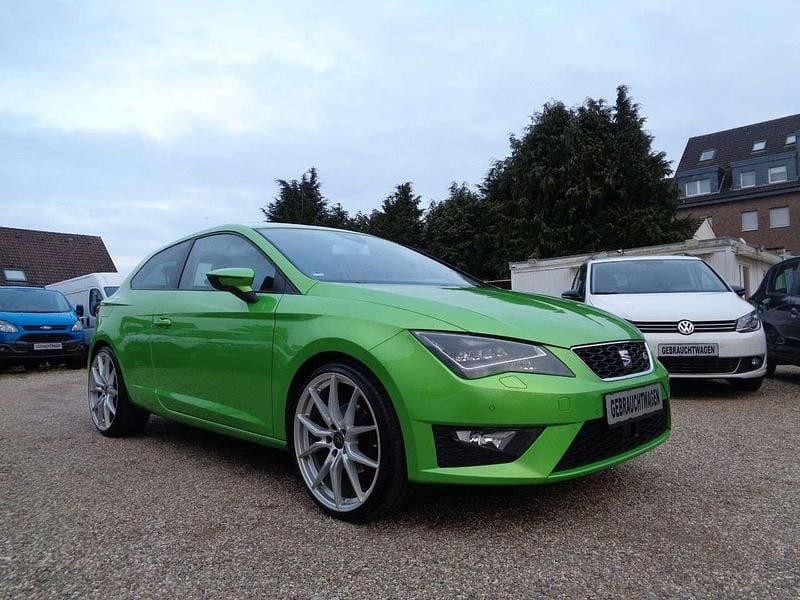 Gebraucht Seat Leon FR 150 PS (110 kW) 2015 "lima" grün Coupé