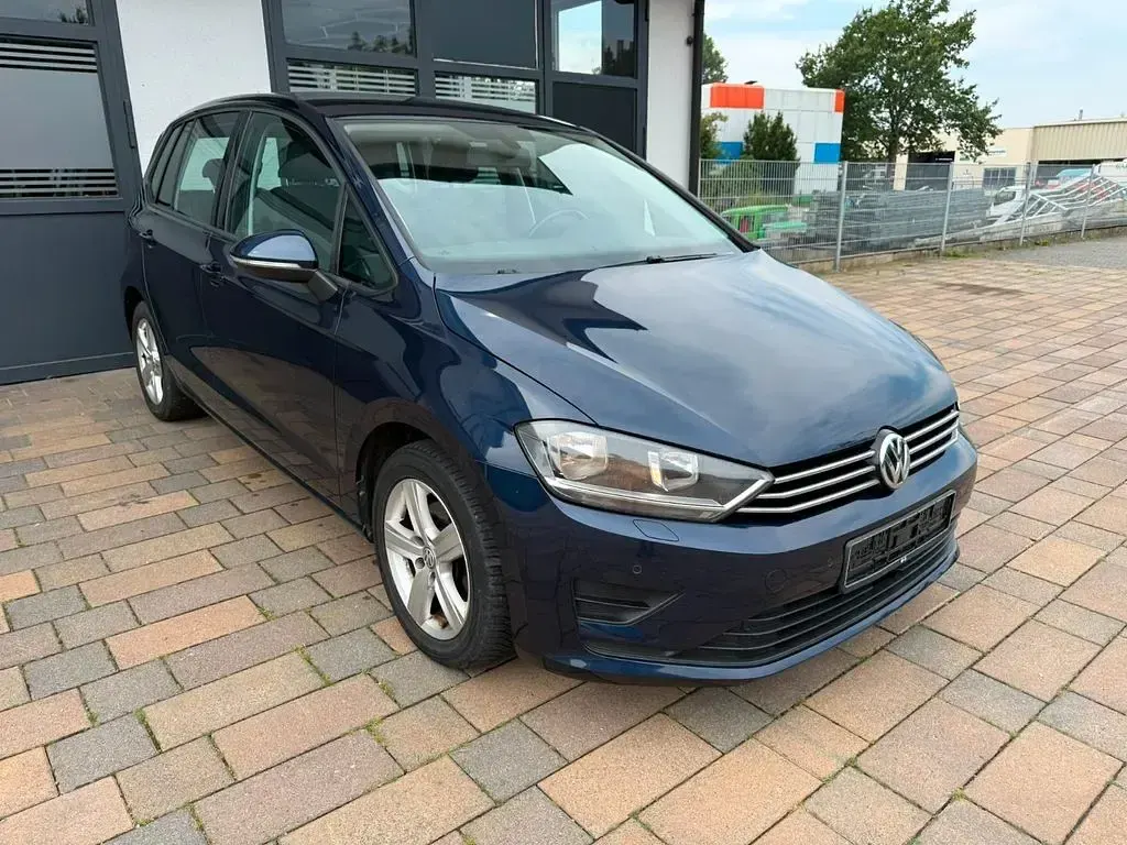Gebraucht VW Golf VII Comfortline 110 PS (80 kW) 2014 Blau Limousine