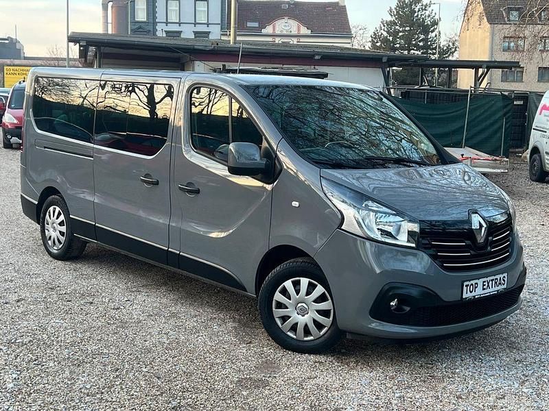 Gebraucht Renault Trafic 145 PS (106 kW) 2018 Grau Van / Kleinbus