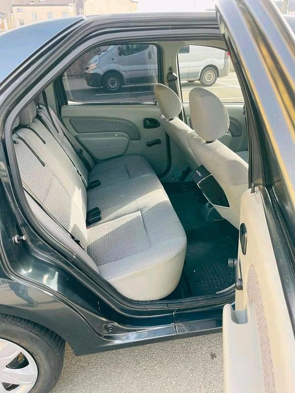 Second-hand Dacia Logan 55 CP (40 kW) 2008 Gri Berlinǎ