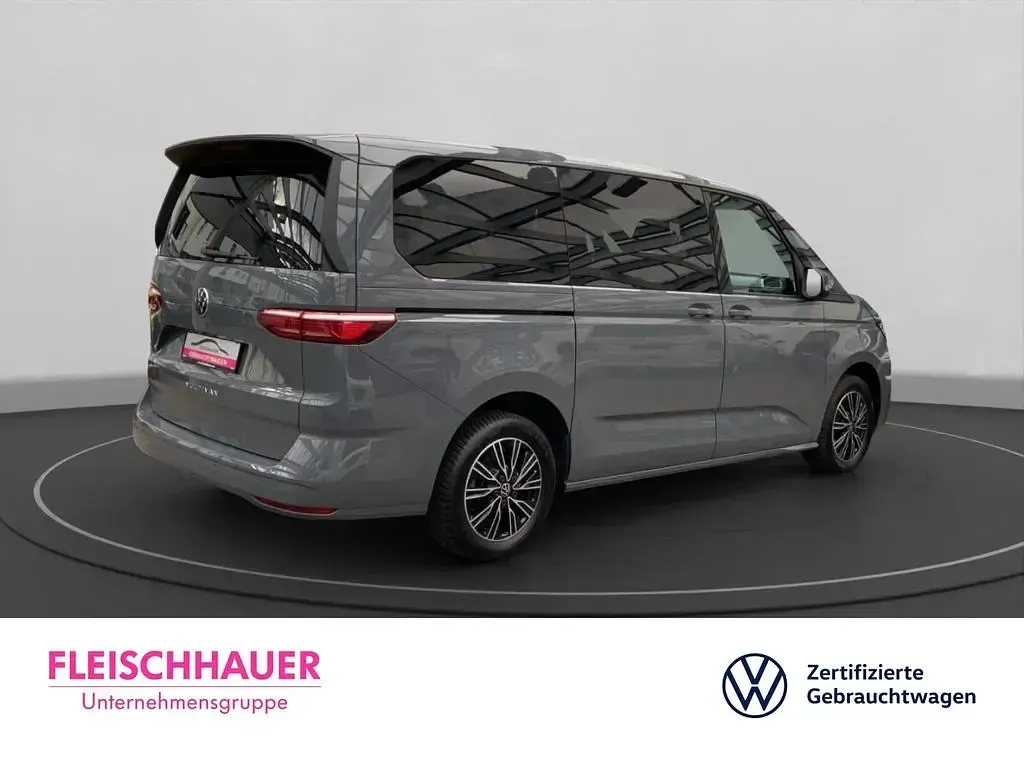 Gebraucht VW T7 150 PS (110 kW) 2025 Grau Van