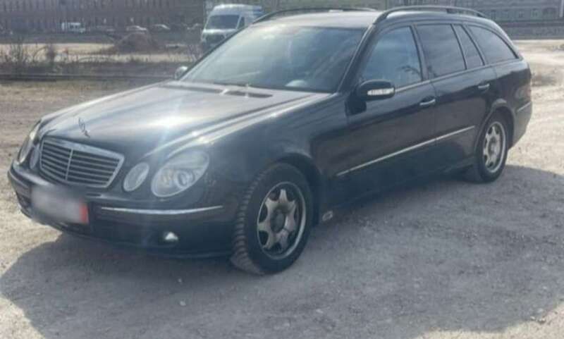 Gebraucht 2004 Mercedes E220 Avantgarde Kombi | 1.400 € (Superpreis) - Bild 1/4