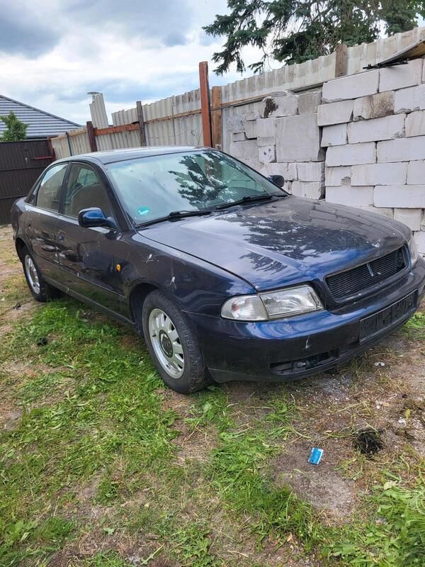 Gebraucht 1998 Audi A4 Limousine | 250 € (Superpreis) - Bild 1/4