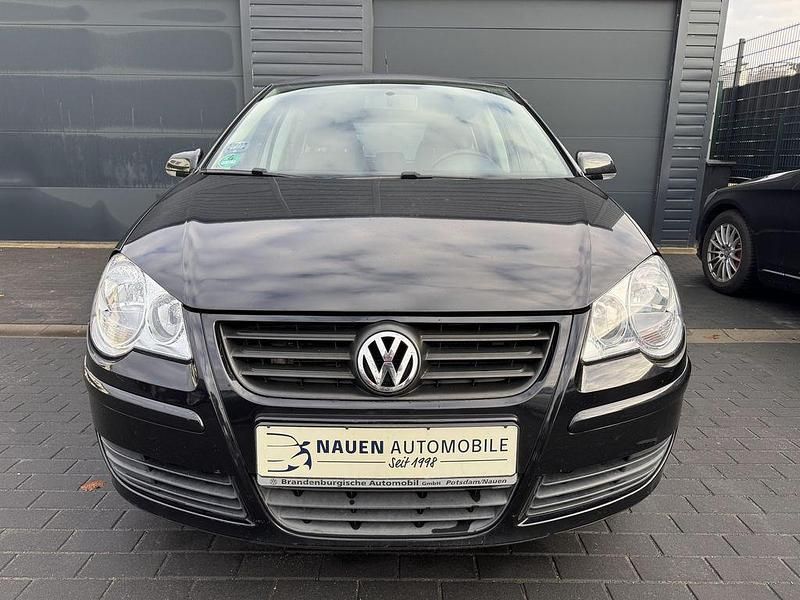 Gebraucht VW Polo Trendline 64 PS (47 kW) 2006 Schwarz (metallic) Limousine