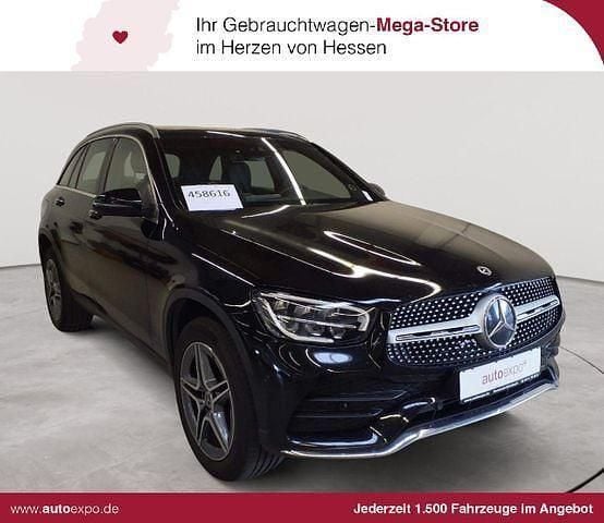 Schwarz Gebraucht 2022 Mercedes GLC300e AMG line Limousine | 32.389 € (Superpreis) - Bild 1/4
