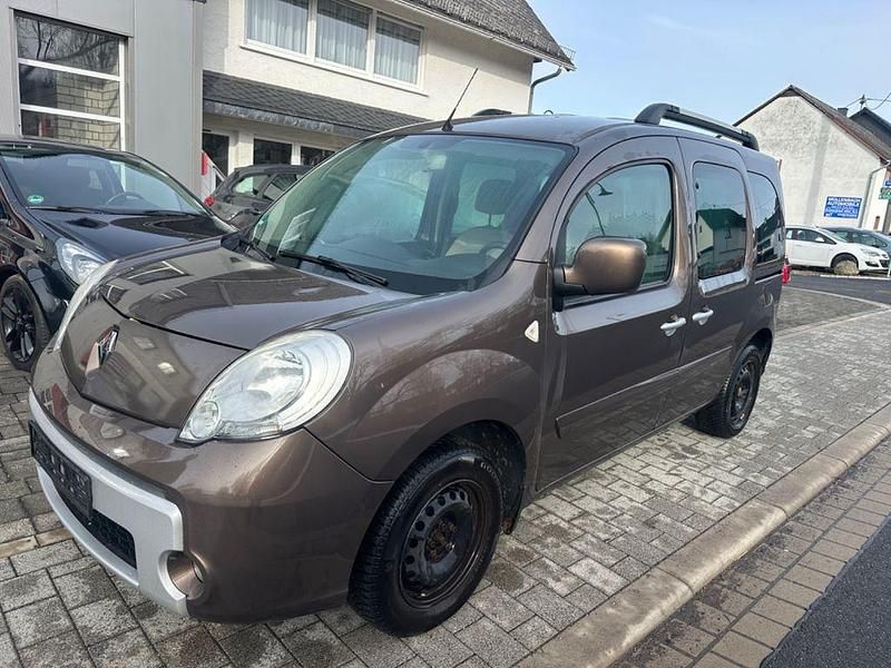 Gebraucht Renault Kangoo Authentique 75 PS (55 kW) 2011 Braun Van / Kleinbus