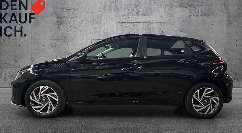 Neu Hyundai i20 Select 79 PS (58 kW) 2025 Grau Limousine