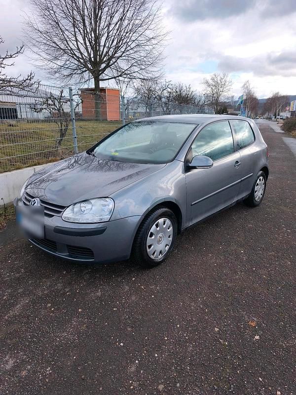 Gebraucht VW Golf V 73 PS (53 kW) 2007 Grau Kleinwagen