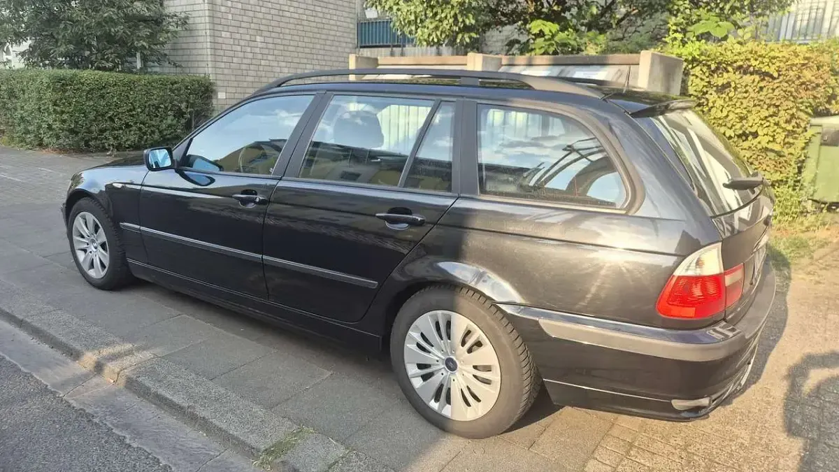 Gebraucht BMW 320 163 PS (119 kW) 2005 Kombi
